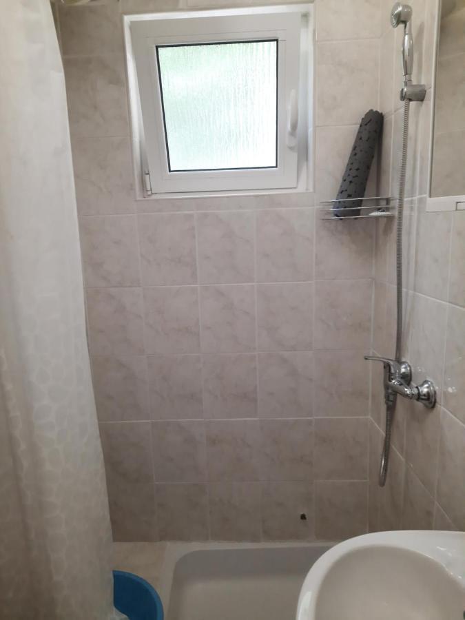 Apartmani Ana-Lora Lopar Exterior foto
